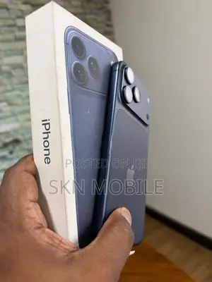Apple iPhone 17 Pro Max 256GB XA (Used)