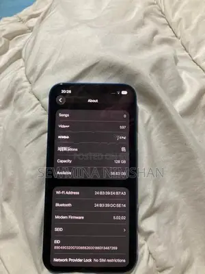 Apple iPhone 13 (Used)