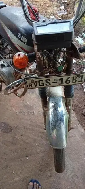 Bajaj Boxer 2010