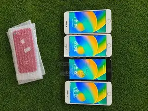 Apple iPhone 8 (Used)