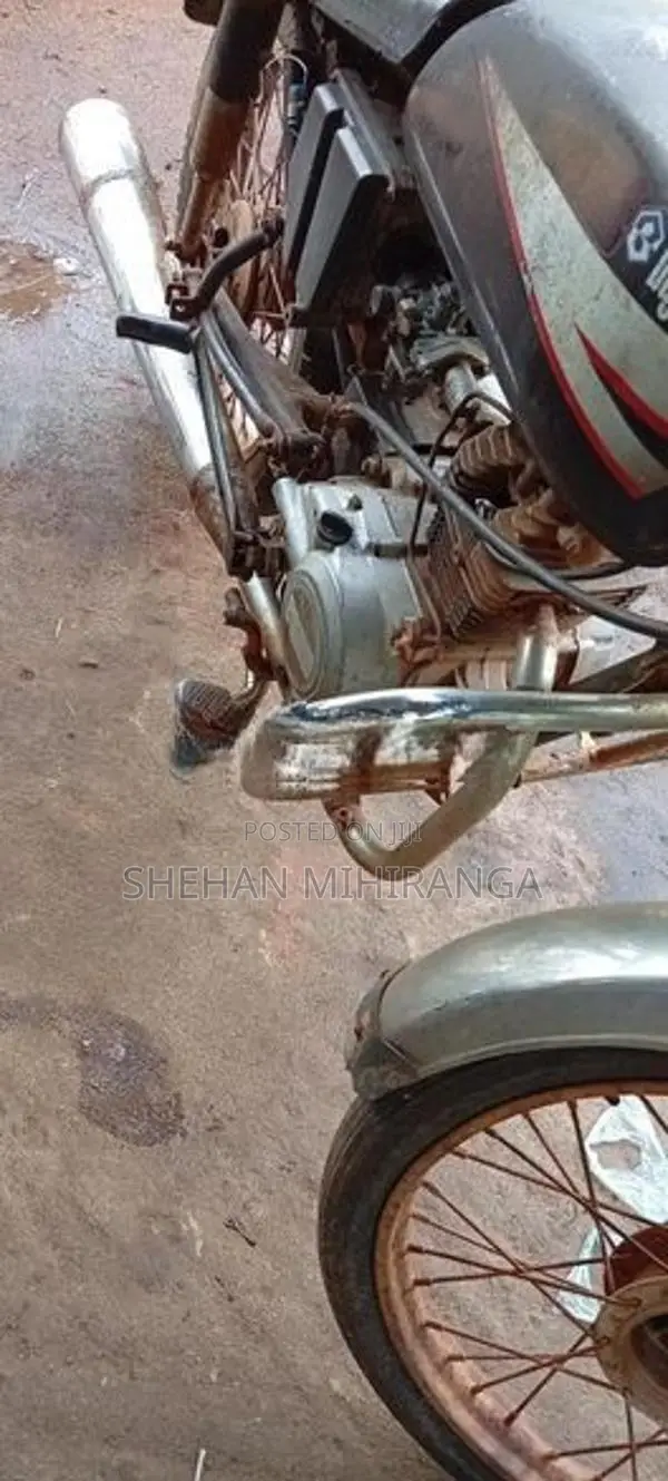 Bajaj Boxer 2010
