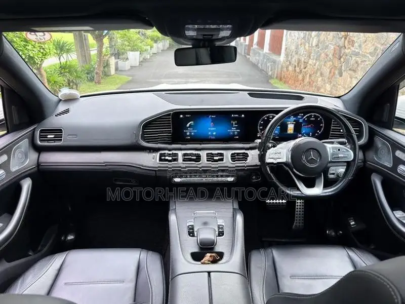 Mercedes Benz GLE 300D 2019