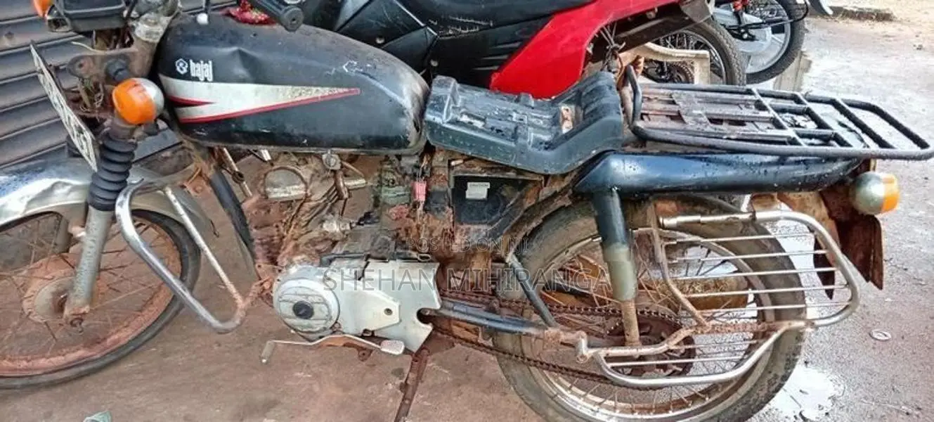 Bajaj Boxer 2010