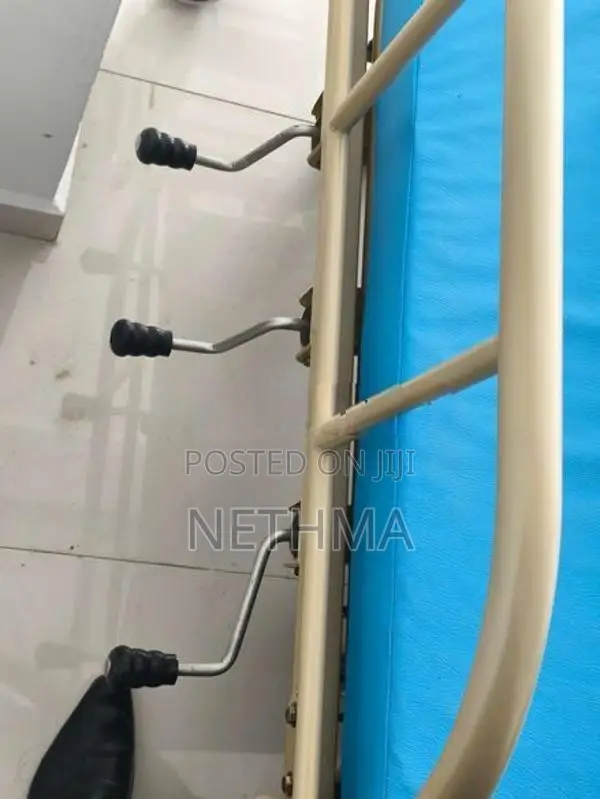 Adujstable Medical Bed