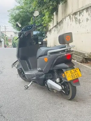 Yadea T5 2025