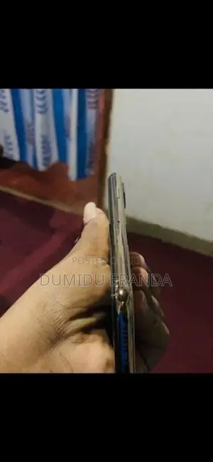 Apple iPhone XS (Used)