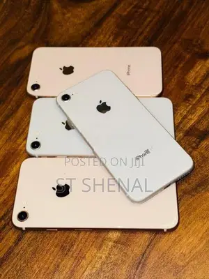 Apple iPhone 8 Red (Used)