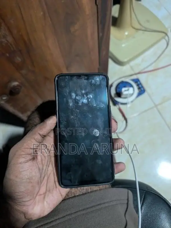 OnePlus 6 (Used)