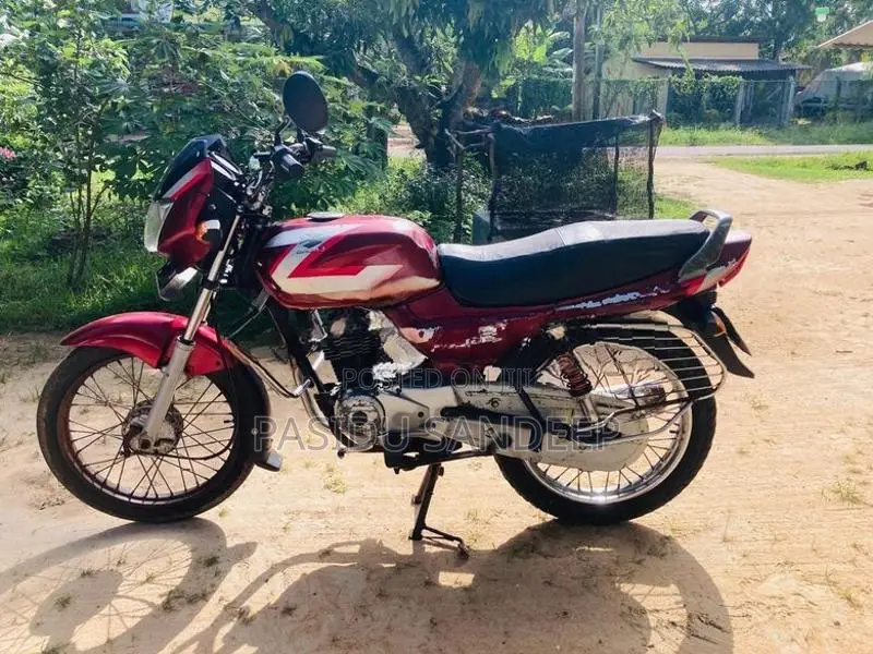 Bajaj CT100 2005