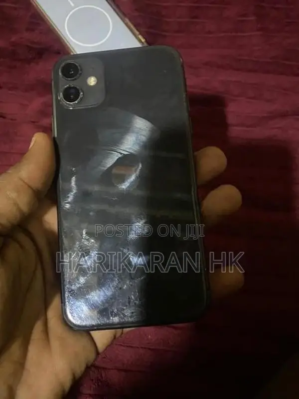 Apple iPhone 11 (Used)