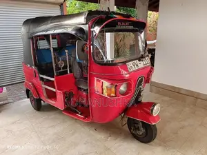 Bajaj RE 2011