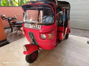Bajaj RE 2011