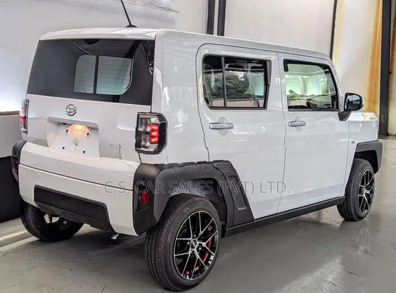 Daihatsu Taft X 2025