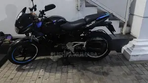 Bajaj Pulsar 200 2007