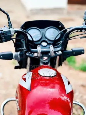 Bajaj CT100 2007