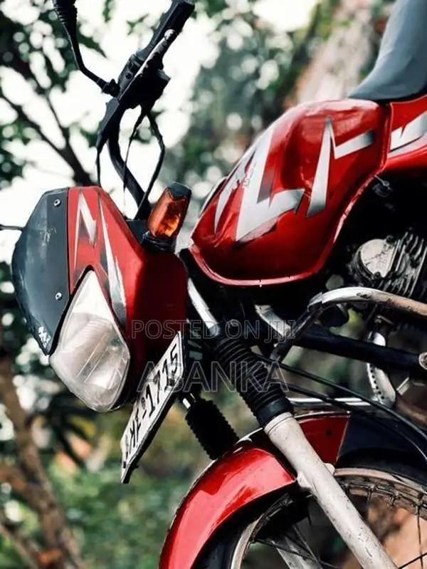Bajaj CT100 2007