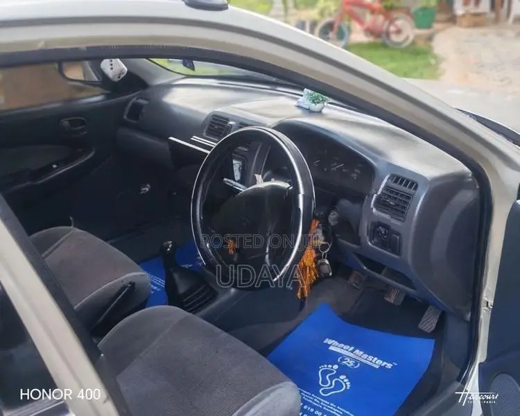 Mazda Familia 1998