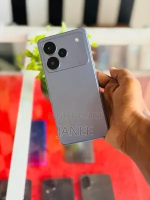 Realme P4 5G 8-128GB (Used)