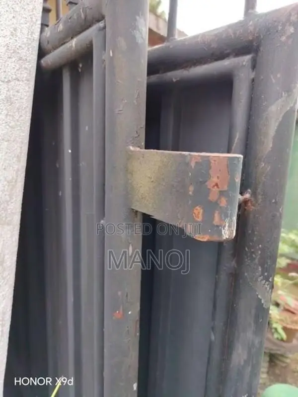 12 Feet Gate