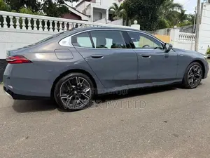 BMW 525i 525Li 2025