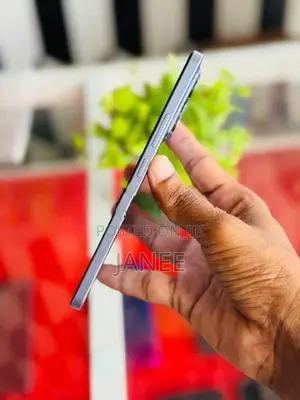 Realme P4 5G 8-128GB (Used)