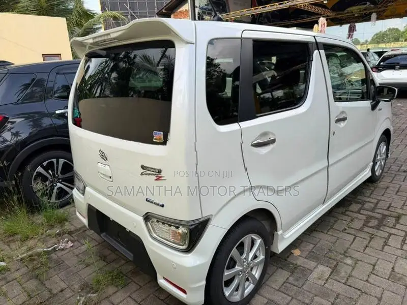 Suzuki Wagon R ZX Custom 360 Camera 2024