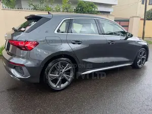 Audi A3 S-line 2023