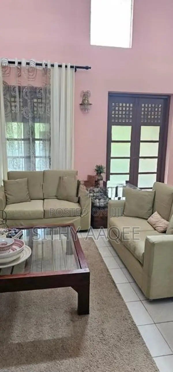Sofa Set
