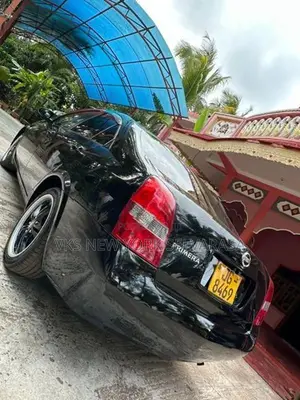 Nissan Primera 2004