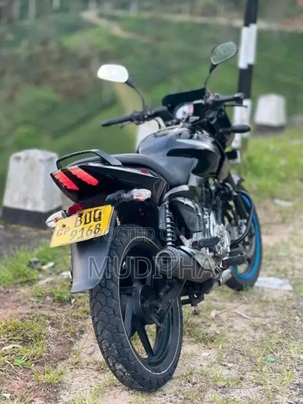 Bajaj Pulsar 150 2016