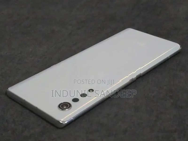 LG Velvet 5G (Used)