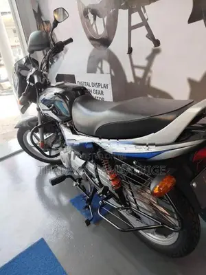 Bajaj CT100 2026