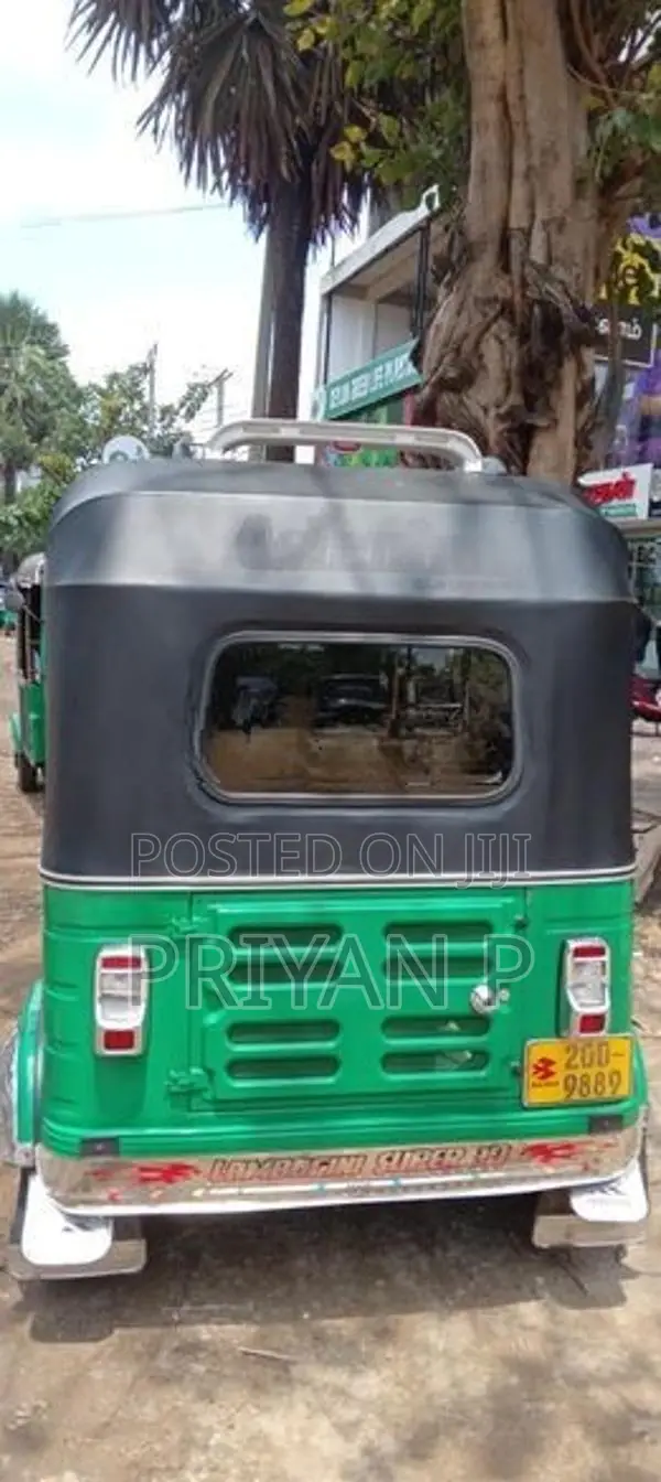 Bajaj RE 1995