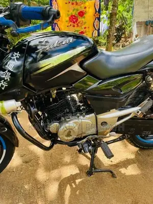 Bajaj Pulsar 150 2011