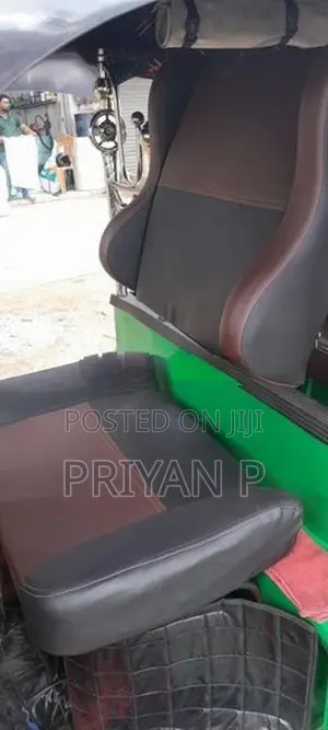 Bajaj RE 1995