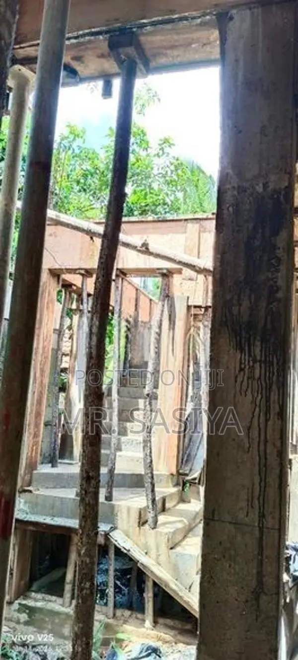 වර්ග අඩි 3000 ක සැටලිම