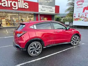 Honda Vezel 2018 Rs