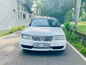 Nissan Sunny FB15 Ex Saloon 2003