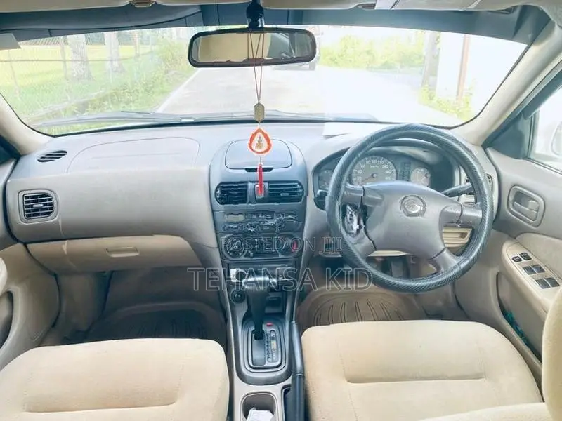 Nissan Sunny FB15 Ex Saloon 2003