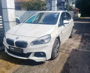 BMW 225XE 2017
