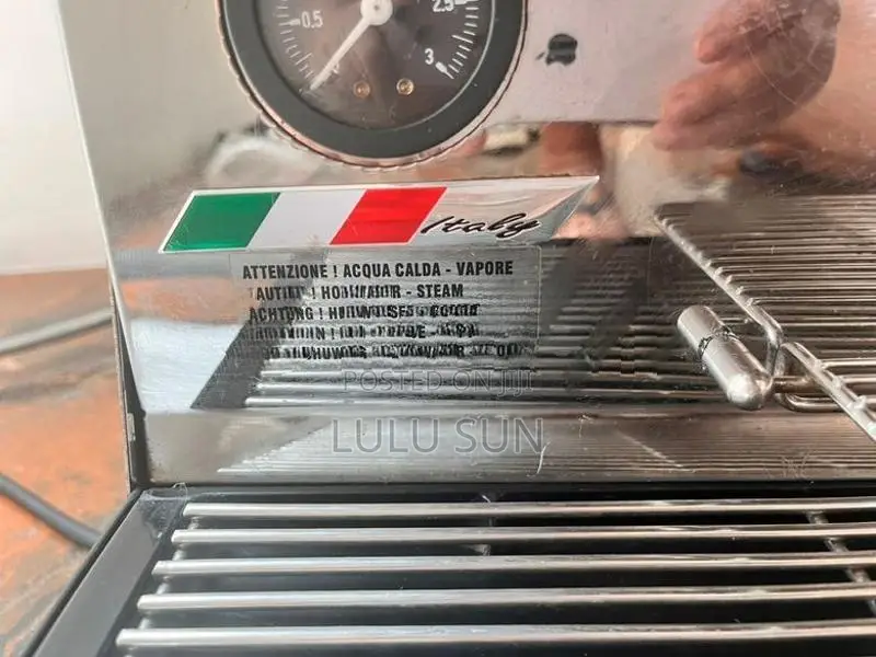 Italy Commercial 2 Group Coffee Machine Y2023
