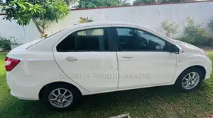 Perodua Bezza 2017