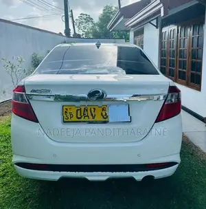Perodua Bezza 2017