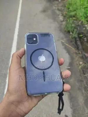 Apple iPhone 11 (Used)