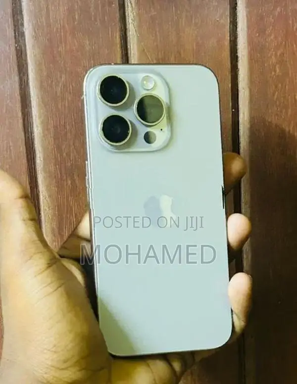 Apple iPhone 15 Pro (Used)
