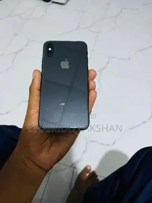 Apple iPhone XS (Used)