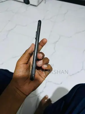 Apple iPhone XS (Used)