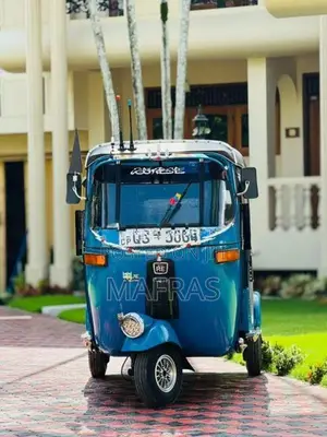 Bajaj RE 2009