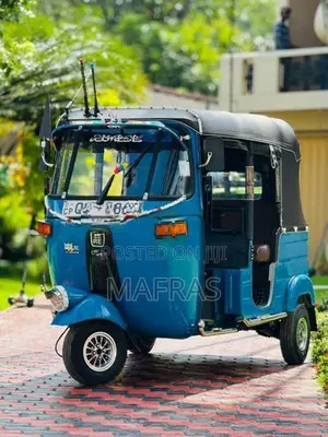 Bajaj RE 2009
