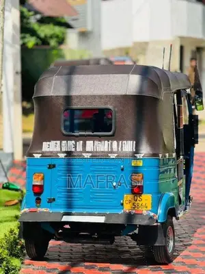 Bajaj RE 2009